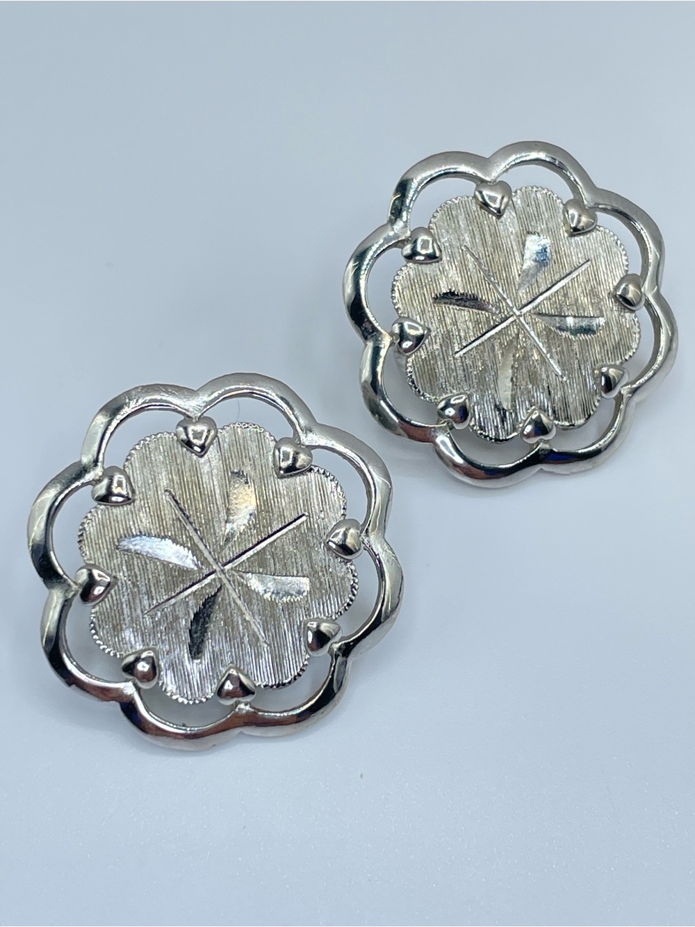 Silver Tone Floral Clip On Earrings Vintage Style Statement Flower Jewelry